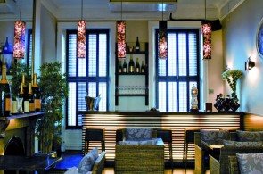 Ely Winebar