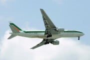Alitalia, Miami – Rzym, Boeing 777-200 ER klasa Magnifica