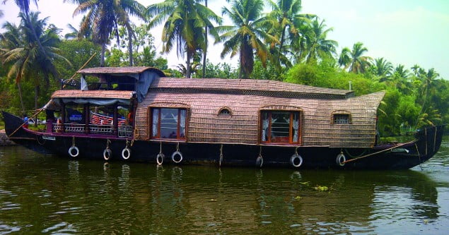 kerala boat