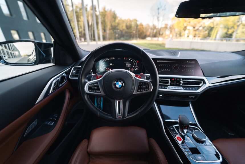 bmw m4 kierownica